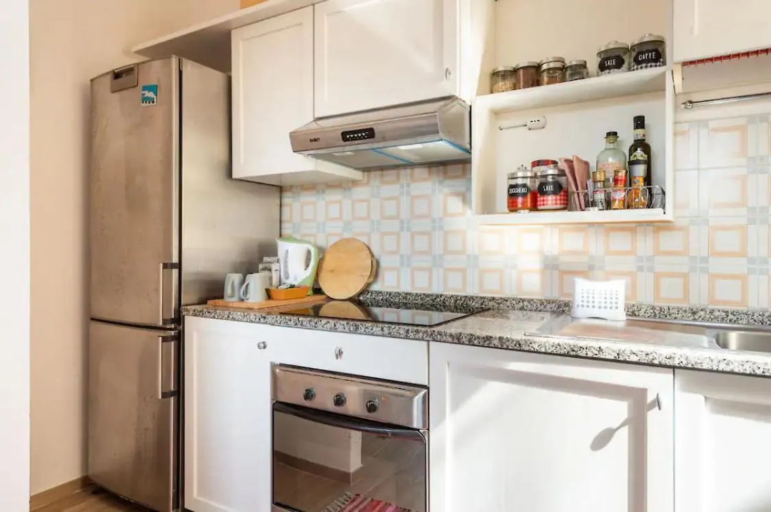 Seaside Apt Private Parking And Near The Beach Viareggio