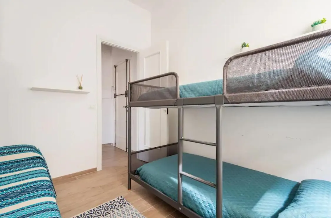 Seaside Apt Private Parking And Near The Beach Viareggio Italy