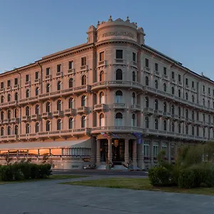 Gry Principe Di Piemonte Viareggio